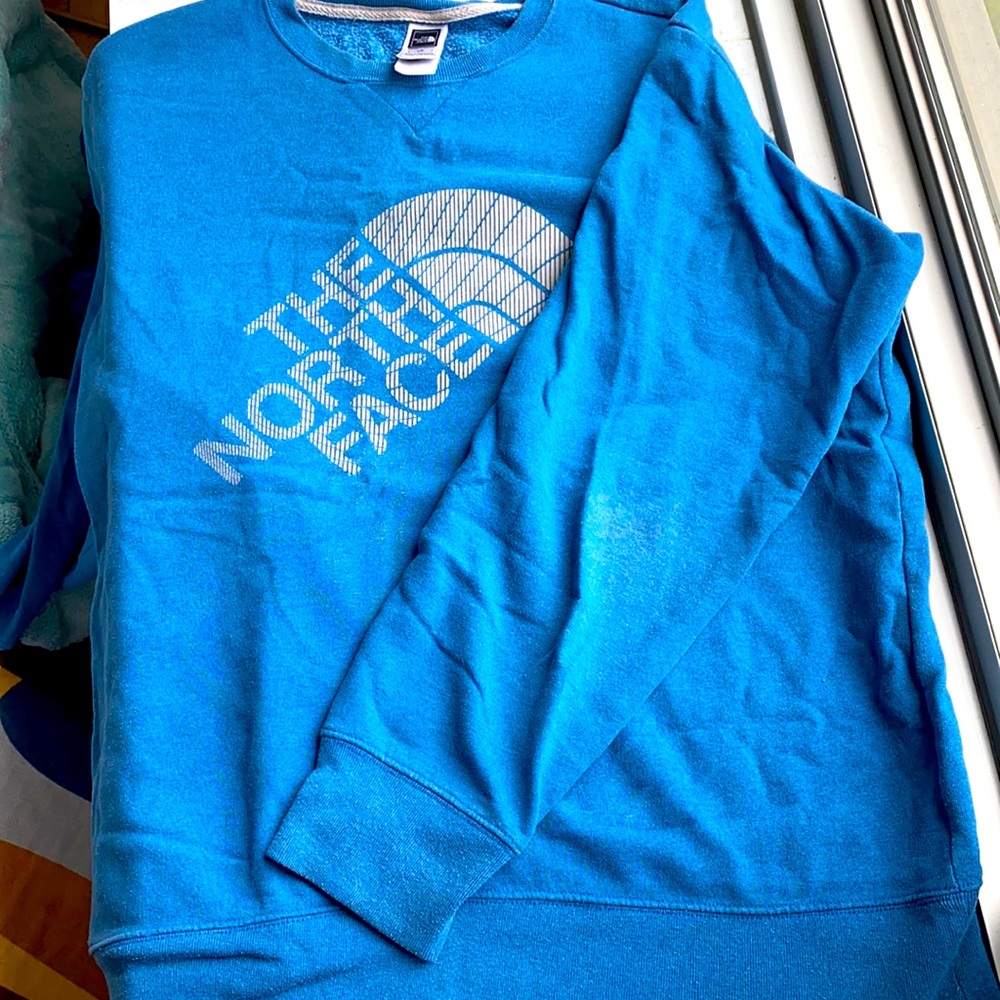 Men’s North Face Sweatshirt